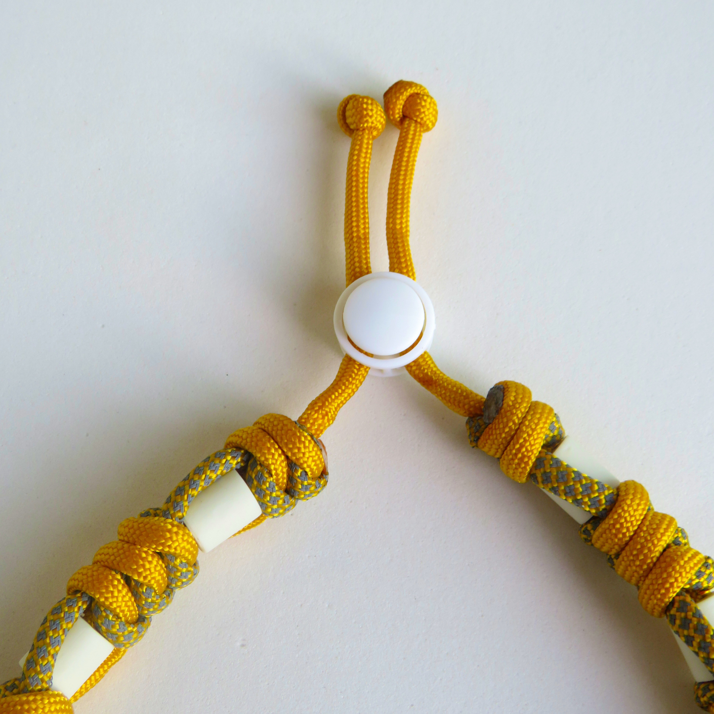 Colar Refletor Repelente Amarelo