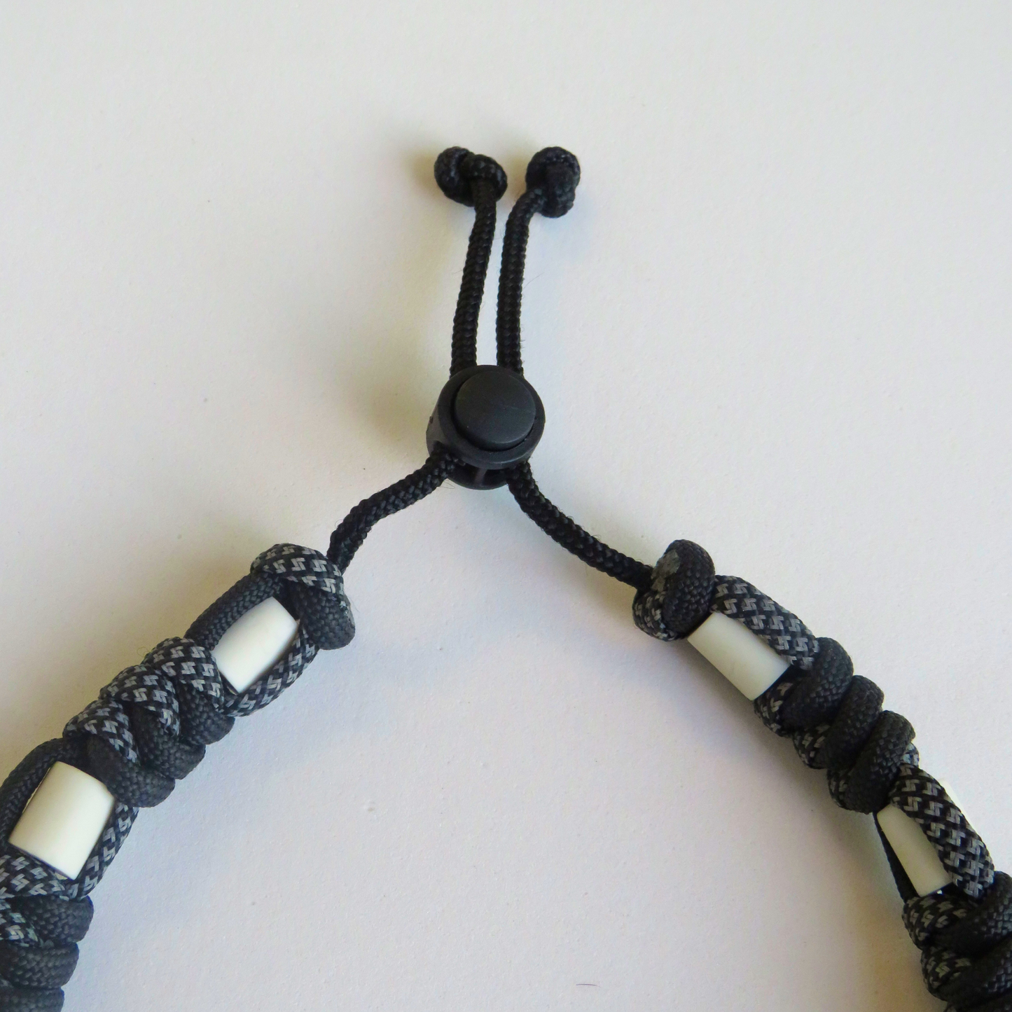 Colar Refletor Repelente Preto