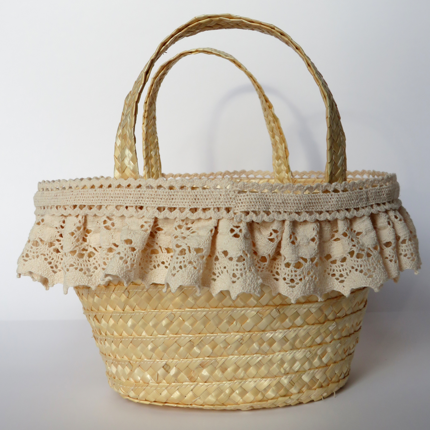 Cesta de Vime com Renda