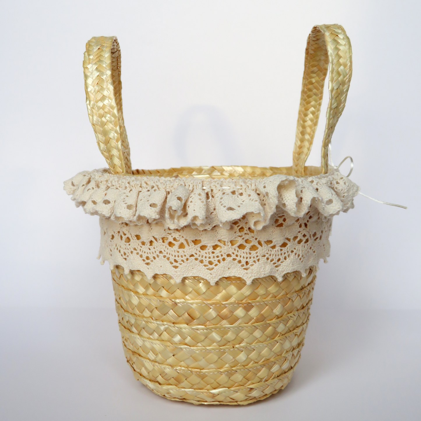 Cesta de Vime com Renda