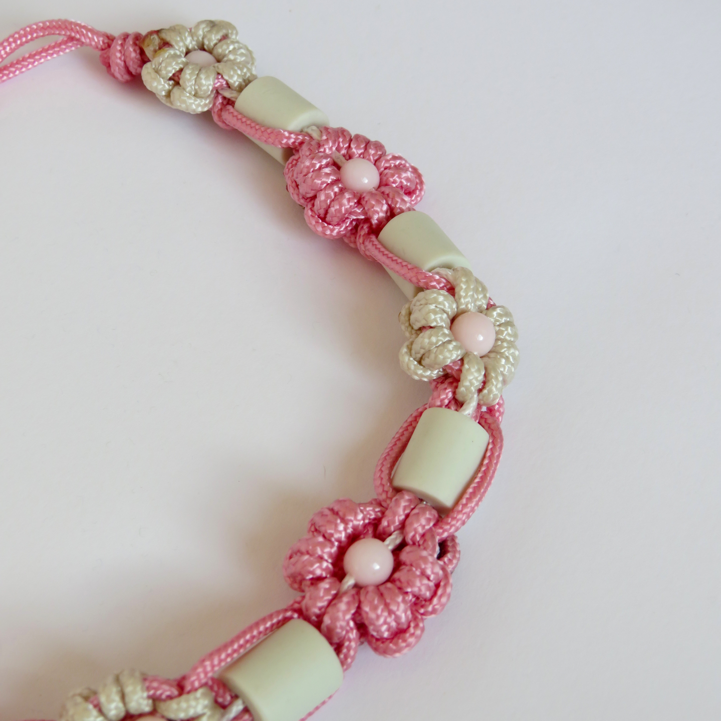 Colar Flores Repelente Personalizável em Paracord