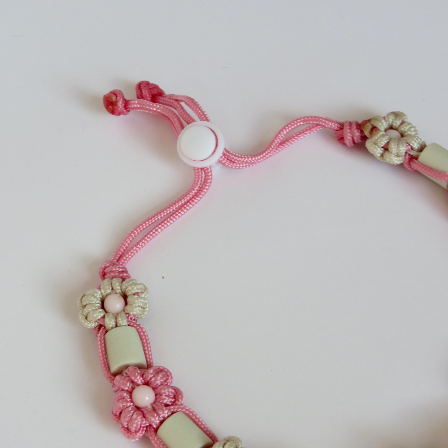 Colar Flores Repelente Personalizável em Paracord
