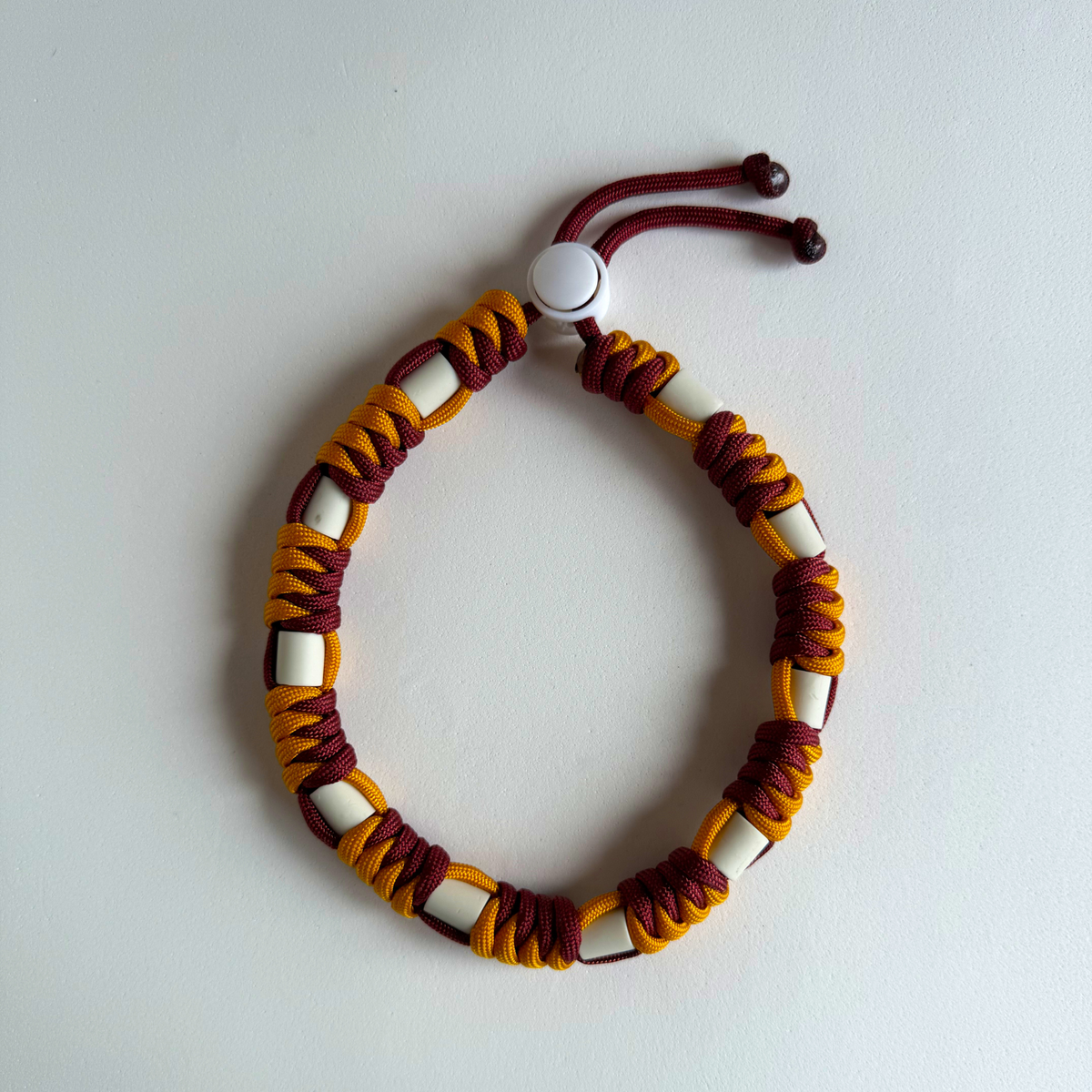 Colar Repelente Paracord Tijolo