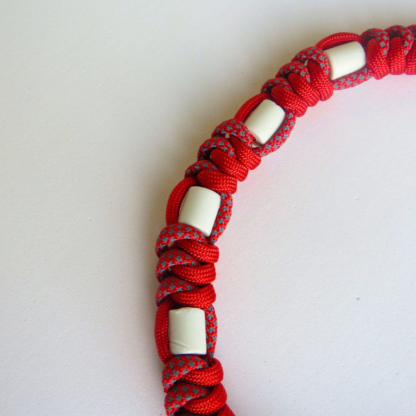 Colar Refletor Repelente Vermelho