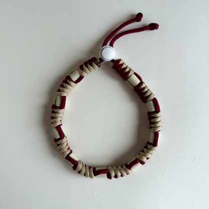 Colar Repelente Paracord Bordeaux e Bege