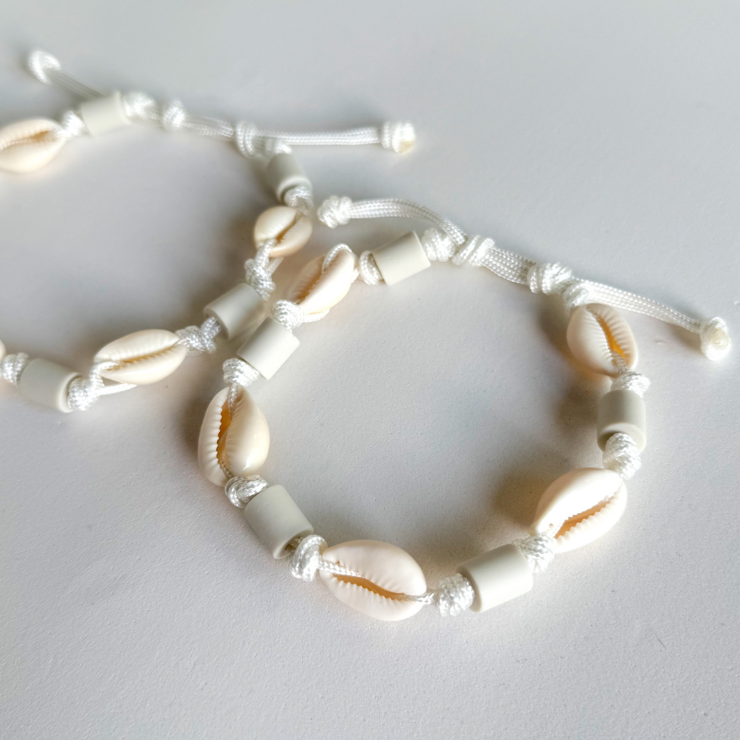 Collar de concha repelente