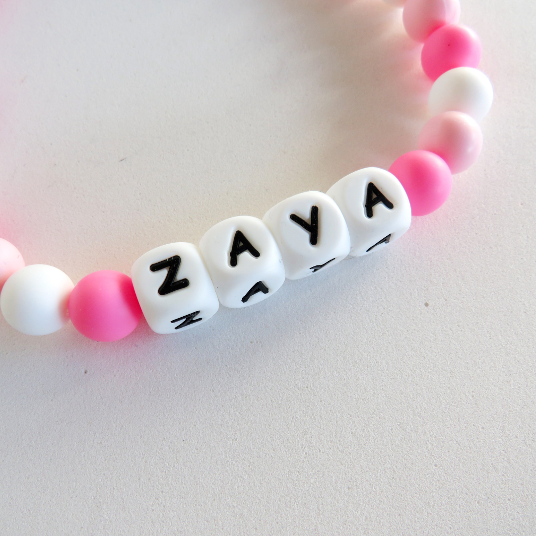 Collar repelente de rosas