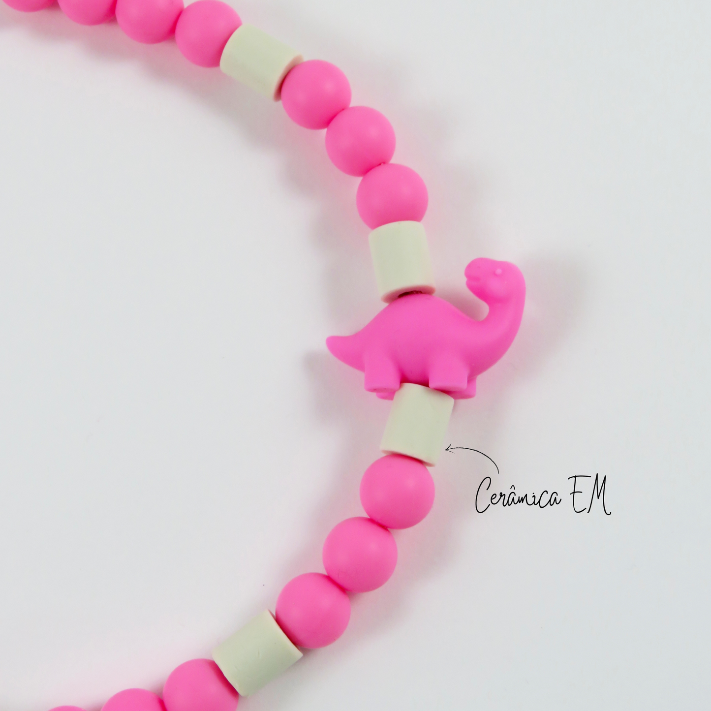 Collar repelente de dinosaurios