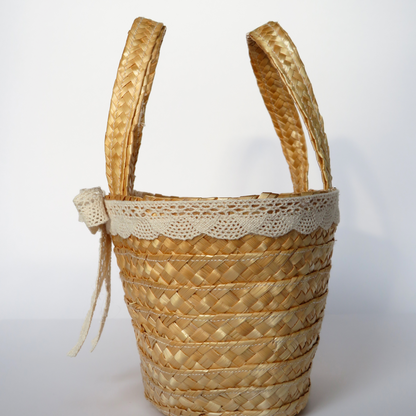 Cesta de Vime com Renda com Laço