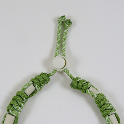 Colar Repelente Paracord Verde e Branco