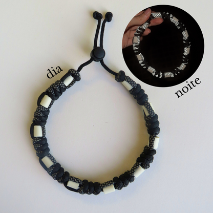 Colar Refletor Repelente Preto